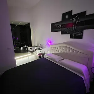 3* Couette-café Domus Flavia